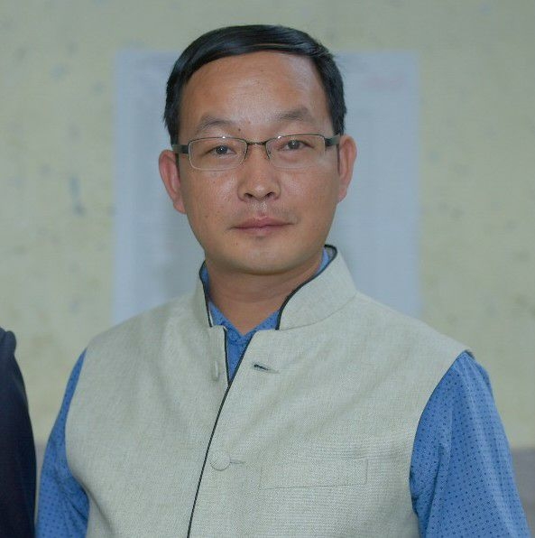 MUHCS Enrollment Fee a ti hniam mai tur niin kan ngai. Dr. Lallianchhunga